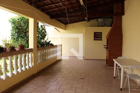 Casa à venda com 583m², 4 quartos e 6 vagasChurrasqueira