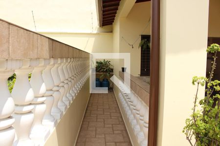 Casa à venda com 583m², 4 quartos e 6 vagasQuintal