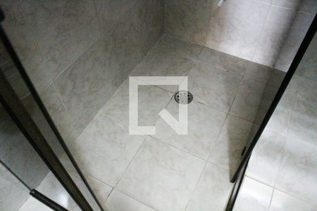 Casa à venda com 583m², 4 quartos e 6 vagas Casa à venda com 583m², 4 quartos e 6 vagasBanheiro da Suíte