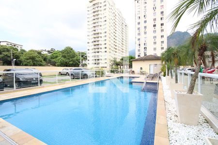 Apartamento à venda com 63m², 3 quartos e 1 vagaÁrea comum - Piscina