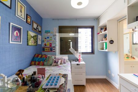 Apartamento à venda com 160m², 3 quartos e 3 vagasQuarto 2 - Suíte