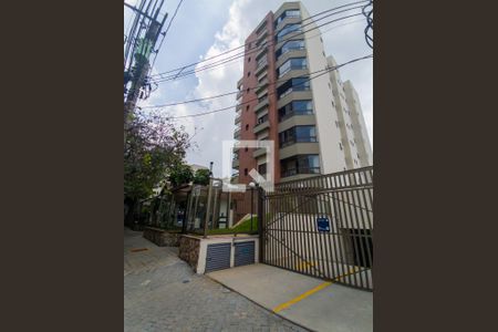 Apartamento à venda com 160m², 3 quartos e 3 vagasFachada