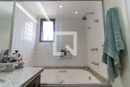 Apartamento à venda com 160m², 3 quartos e 3 vagasBanheiro da Suíte 1