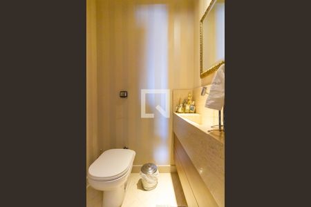 Apartamento à venda com 160m², 3 quartos e 3 vagasLavabo