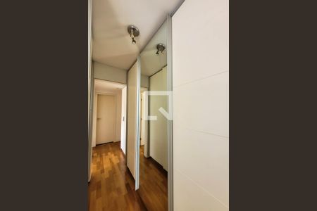 Apartamento à venda com 108m², 3 quartos e 2 vagasCloset Quarto 3 - Suíte