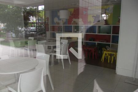 Apartamento para alugar com 69m², 2 quartos e 1 vagaÁrea comum