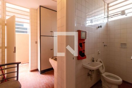 Casa à venda com 350m², 4 quartos e 2 vagasÁrea de serviço