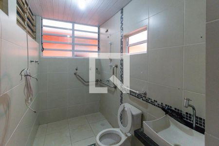 Casa à venda com 350m², 4 quartos e 2 vagasBanheiro