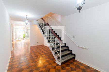 Casa à venda com 350m², 4 quartos e 2 vagasHall