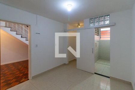 Casa à venda com 350m², 4 quartos e 2 vagasEscritório