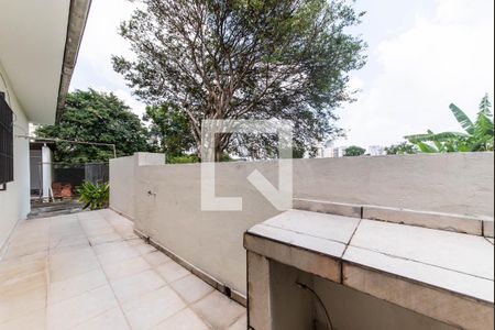 Casa para alugar com 88m², 2 quartos e 2 vagasQuintal