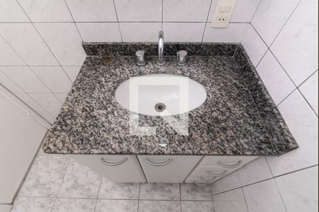 Casa para alugar com 88m², 2 quartos e 2 vagasBanheiro