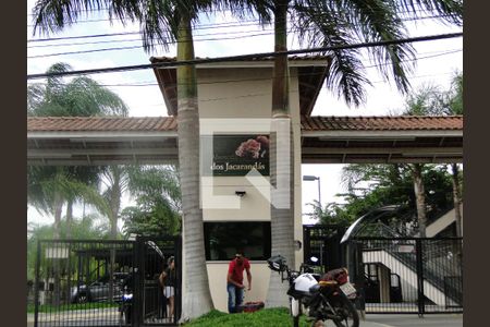 Apartamento para alugar com 48m², 2 quartos e 1 vagafachada portaria