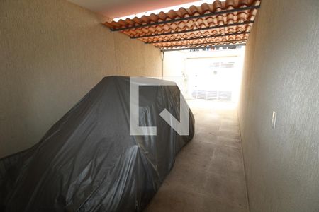Casa à venda com 116m², 3 quartos e 2 vagasGaragem