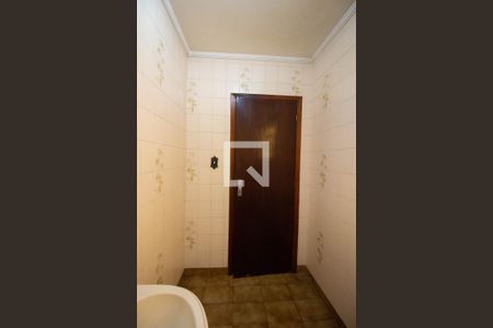 Casa à venda com 360m², 4 quartos e 4 vagas Casa à venda com 360m², 4 quartos e 4 vagasLavabo