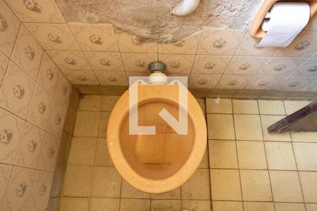 Casa à venda com 360m², 4 quartos e 4 vagas Casa à venda com 360m², 4 quartos e 4 vagasVaso