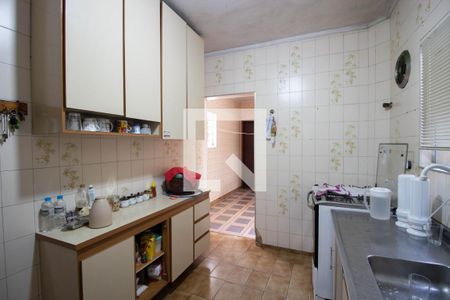Casa à venda com 360m², 4 quartos e 4 vagas Casa à venda com 360m², 4 quartos e 4 vagasCozinha
