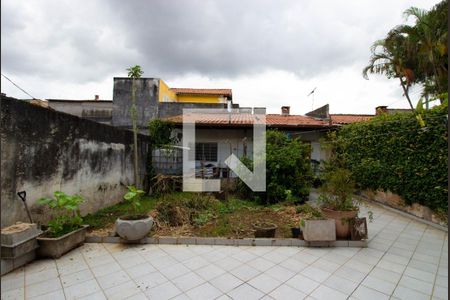 Casa à venda com 360m², 4 quartos e 4 vagas Casa à venda com 360m², 4 quartos e 4 vagasQuintal