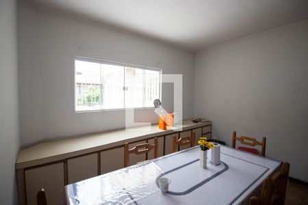 Casa à venda com 360m², 4 quartos e 4 vagas Casa à venda com 360m², 4 quartos e 4 vagasCozinha