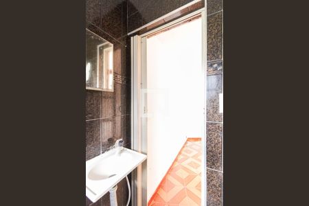 Casa para alugar com 100m², 2 quartos e sem vaga Casa para alugar com 100m², 2 quartos e sem vagaBanheiro da Suíte