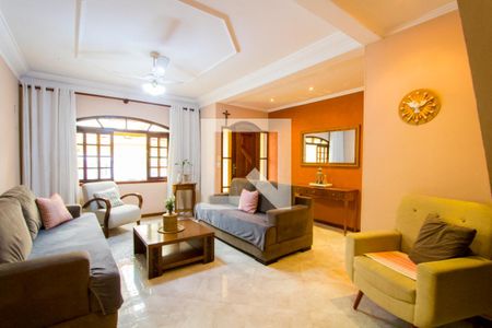 Sala de casa à venda com 2 quartos, 187m² em Jardim Las Vegas, Santo André