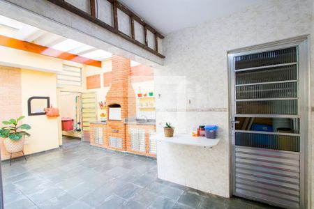 Casa à venda com 187m², 2 quartos e 2 vagasÁrea de serviço