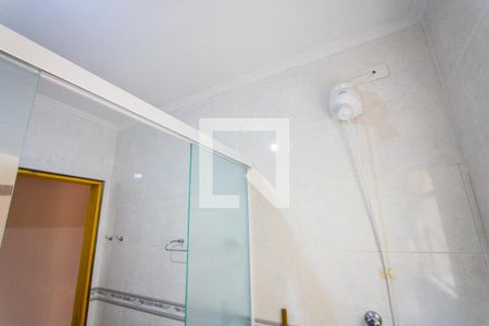 Casa à venda com 187m², 2 quartos e 2 vagasBanheiro social