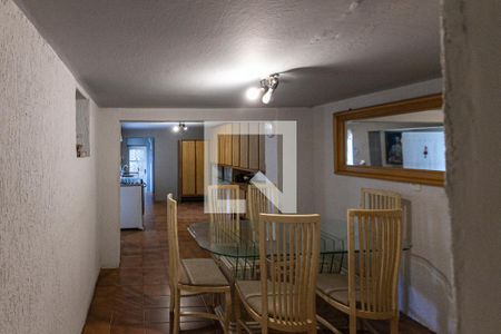 Casa à venda com 300m², 4 quartos e 3 vagasSala 2