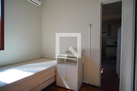 Quarto 1 de apartamento para alugar com 2 quartos, 60m² em Independência, Porto Alegre