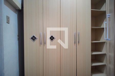 Apartamento para alugar com 60m², 2 quartos e sem vagaCloset