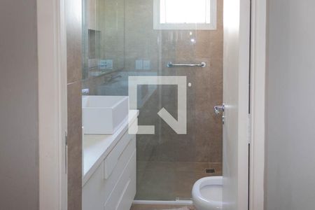 Apartamento à venda com 90m², 2 quartos e 2 vagas Apartamento à venda com 90m², 2 quartos e 2 vagasBanheiro sala TV