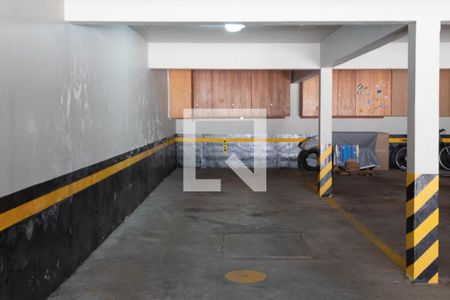 Apartamento à venda com 90m², 2 quartos e 2 vagas Apartamento à venda com 90m², 2 quartos e 2 vagasVagas garagem