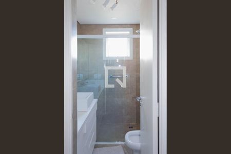 Apartamento à venda com 90m², 2 quartos e 2 vagas Apartamento à venda com 90m², 2 quartos e 2 vagasBanheiro suíte