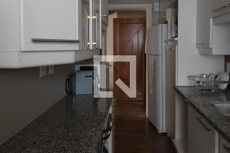 Apartamento à venda com 90m², 2 quartos e 2 vagas Apartamento à venda com 90m², 2 quartos e 2 vagasCozinha