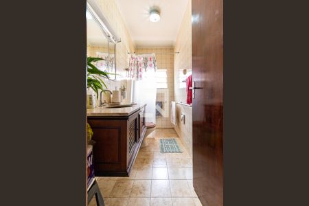 Casa à venda com 500m², 6 quartos e 8 vagasBanheiro 2