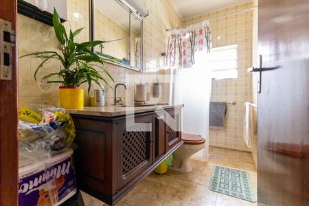 Casa à venda com 500m², 6 quartos e 8 vagasBanheiro 2