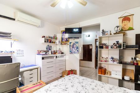 Casa à venda com 500m², 6 quartos e 8 vagasCasa 2 - Quarto 1