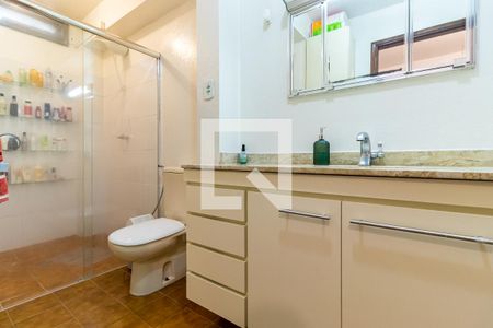 Casa à venda com 500m², 6 quartos e 8 vagasCasa 2 - Bnaheiro 1