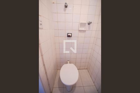 Apartamento à venda com 71m², 2 quartos e 1 vaga Apartamento à venda com 71m², 2 quartos e 1 vagaBanheiro de serviço