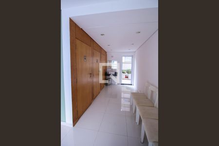 Apartamento à venda com 71m², 2 quartos e 1 vaga Apartamento à venda com 71m², 2 quartos e 1 vagaÁrea comum - Salão de festas