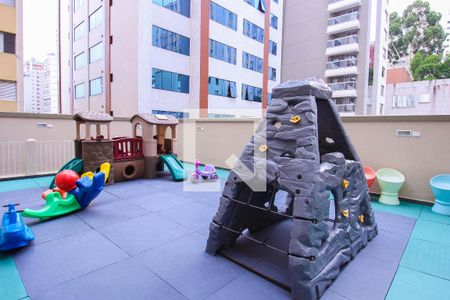 Apartamento à venda com 71m², 2 quartos e 1 vaga Apartamento à venda com 71m², 2 quartos e 1 vagaÁrea comum - Playground