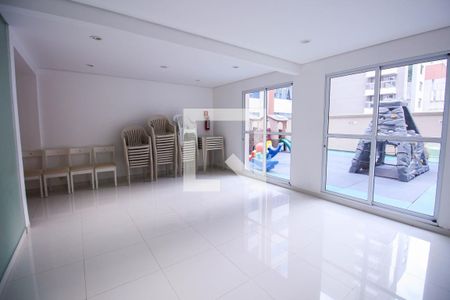 Apartamento à venda com 71m², 2 quartos e 1 vaga Apartamento à venda com 71m², 2 quartos e 1 vagaÁrea comum - Salão de festas
