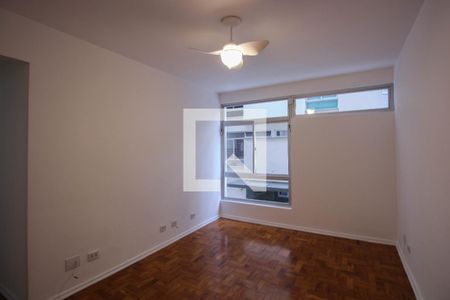 Apartamento à venda com 71m², 2 quartos e 1 vaga Apartamento à venda com 71m², 2 quartos e 1 vagaSala