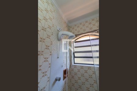 Casa à venda com 200m², 3 quartos e 2 vagas Casa à venda com 200m², 3 quartos e 2 vagasBanheiro Social