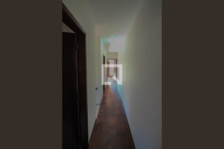 Casa à venda com 200m², 3 quartos e 2 vagas Casa à venda com 200m², 3 quartos e 2 vagasCorredor Quartos