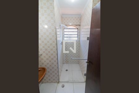 Casa à venda com 200m², 3 quartos e 2 vagas Casa à venda com 200m², 3 quartos e 2 vagasBanheiro Social
