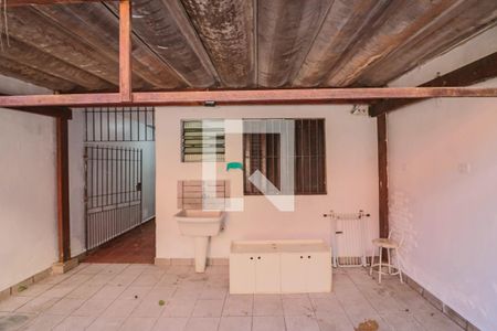 Casa à venda com 200m², 3 quartos e 2 vagas Casa à venda com 200m², 3 quartos e 2 vagasCasa 2