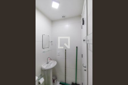 Apartamento para alugar com 32m², 2 quartos e sem vaga Apartamento para alugar com 32m², 2 quartos e sem vagaBanheiro