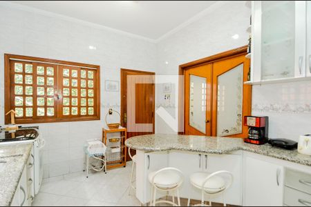 Casa à venda com 275m², 3 quartos e 3 vagasCozinha