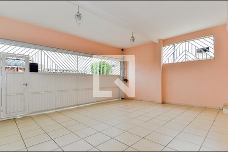 Casa à venda com 275m², 3 quartos e 3 vagasGaragem